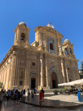 Al Centro, Marsala